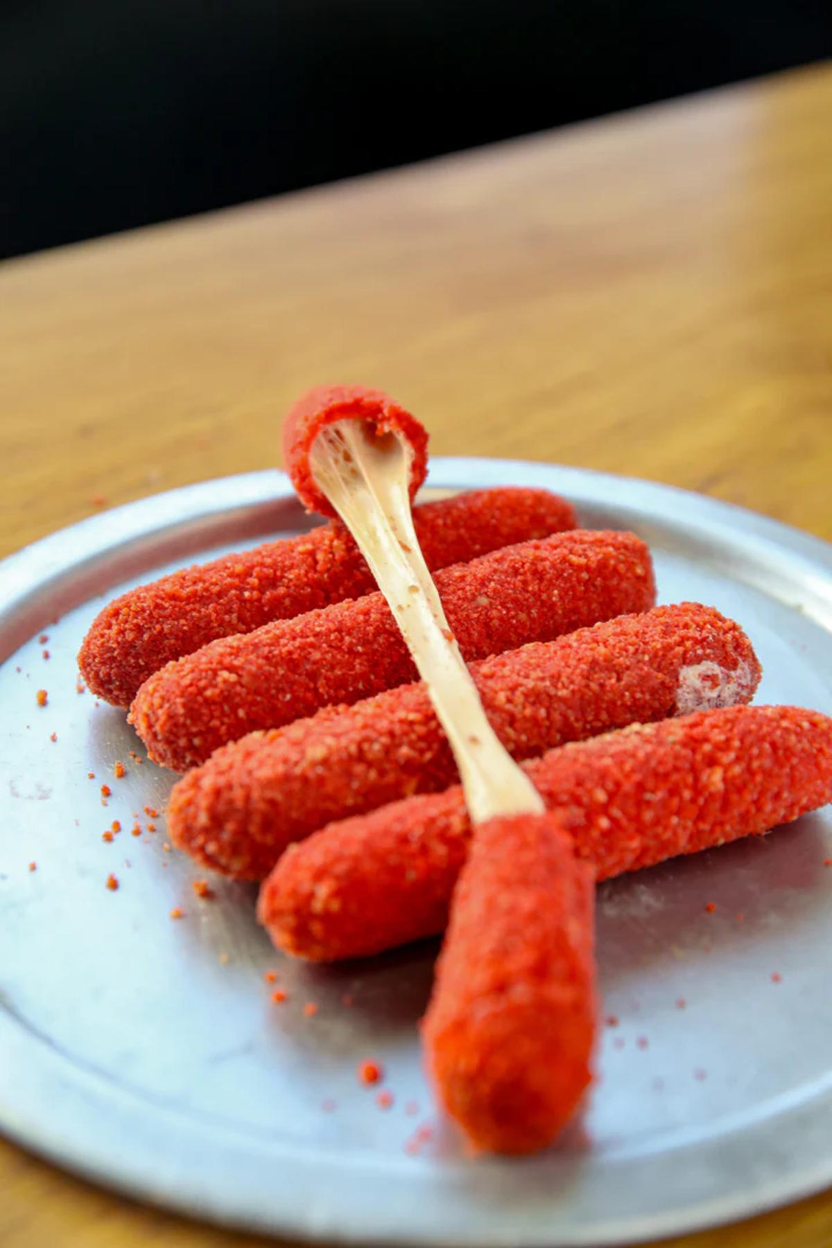 Mozzarella stick with cheese pull