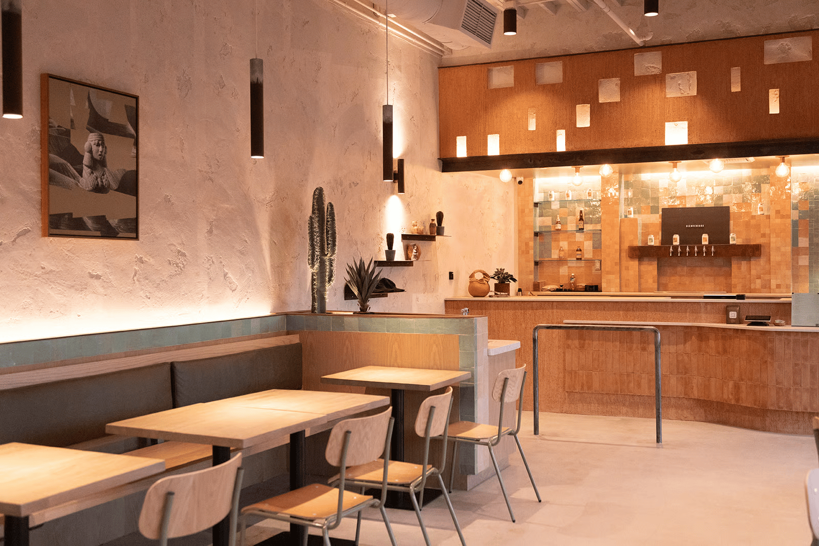 LOQUI Woodland Hills
