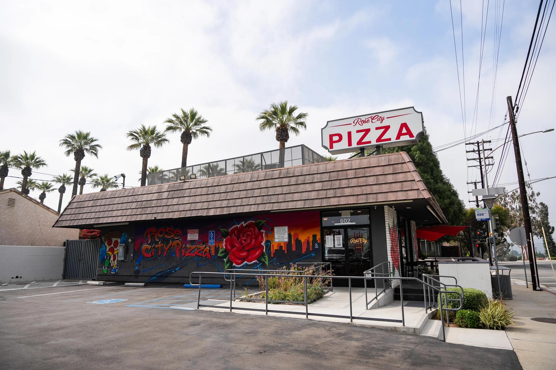 Rose City Pizza storefront