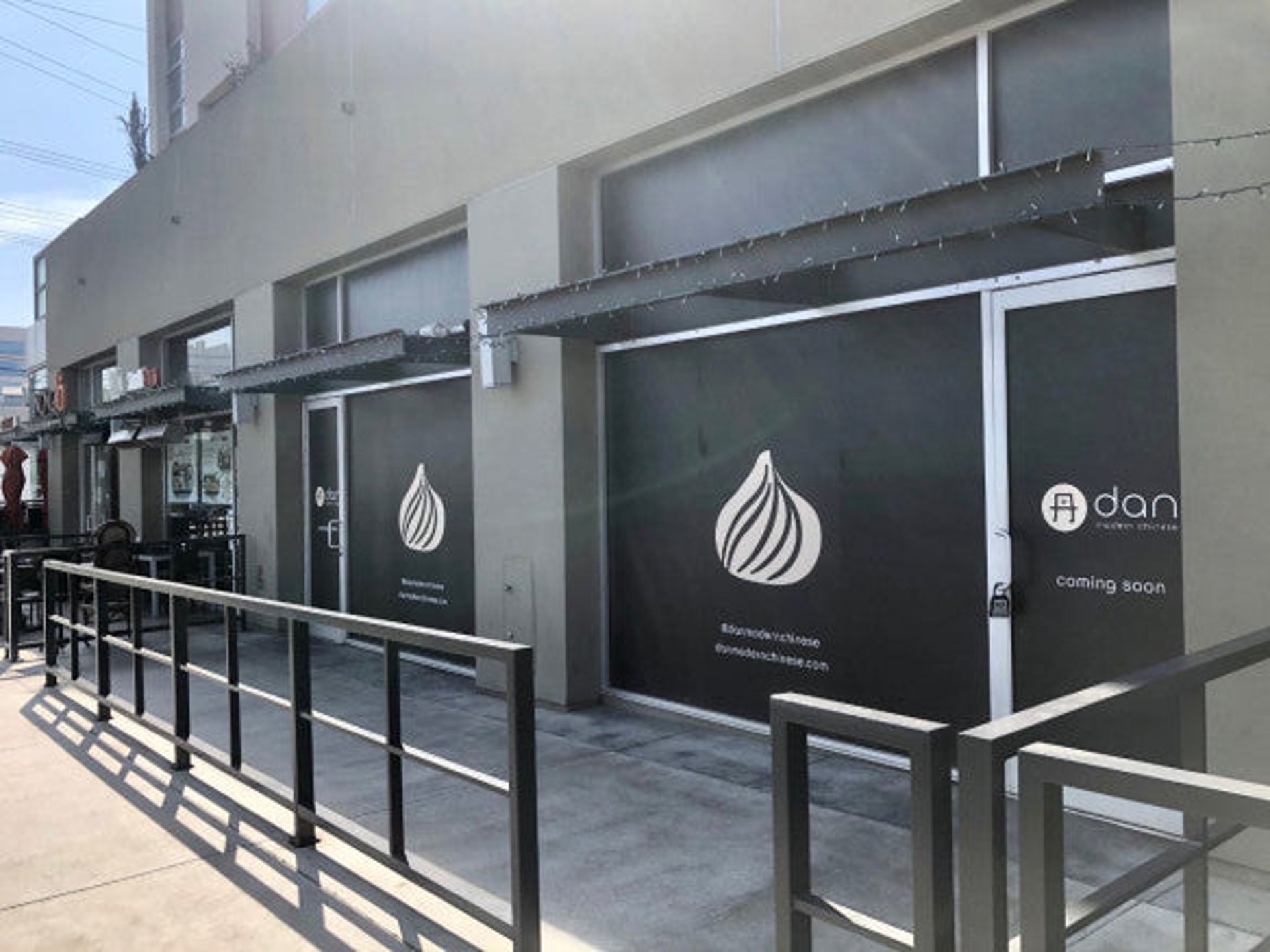 Dan Modern Chinese Sawtelle location