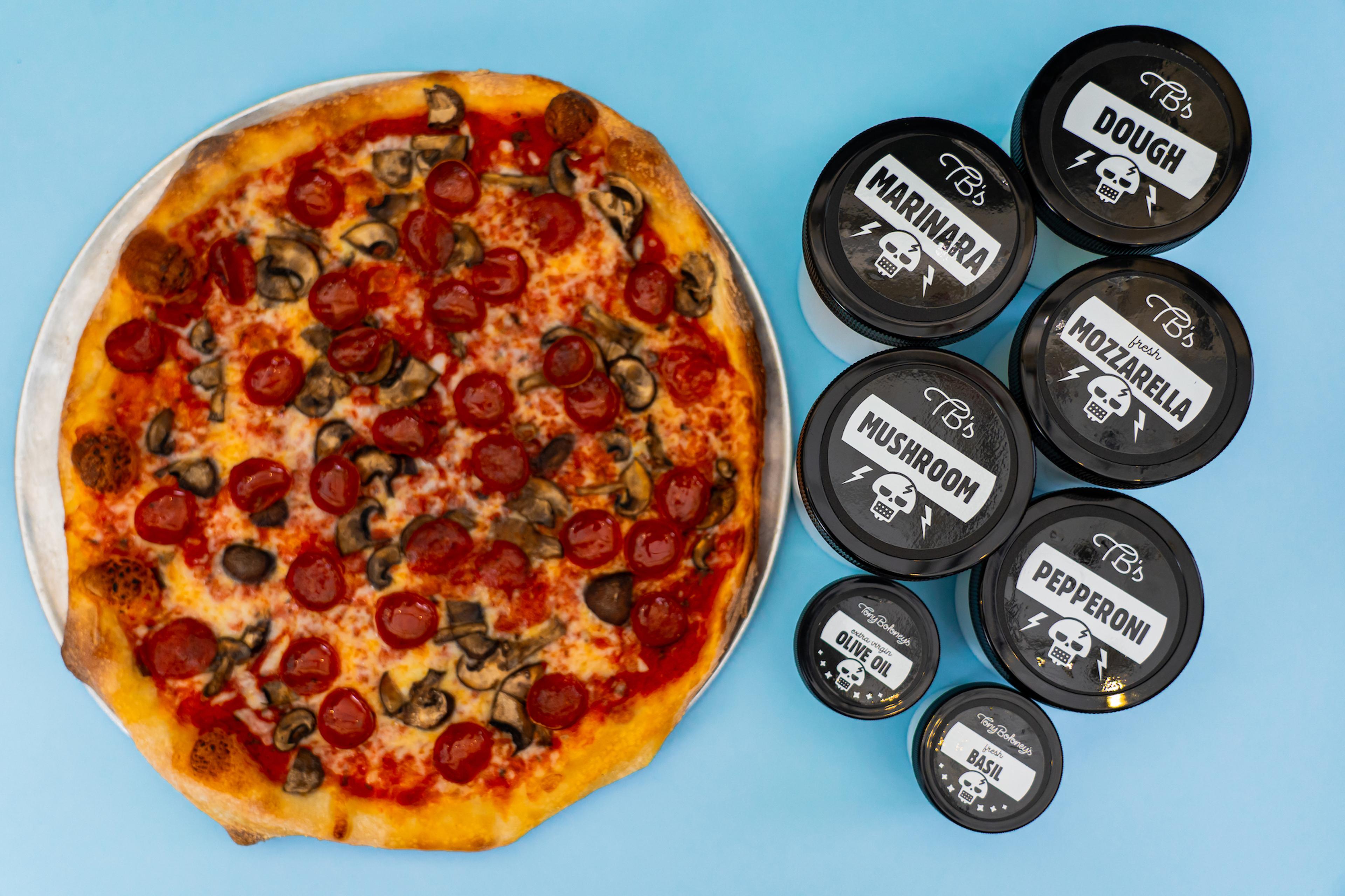Pizza Making Kit with 4 dough balls