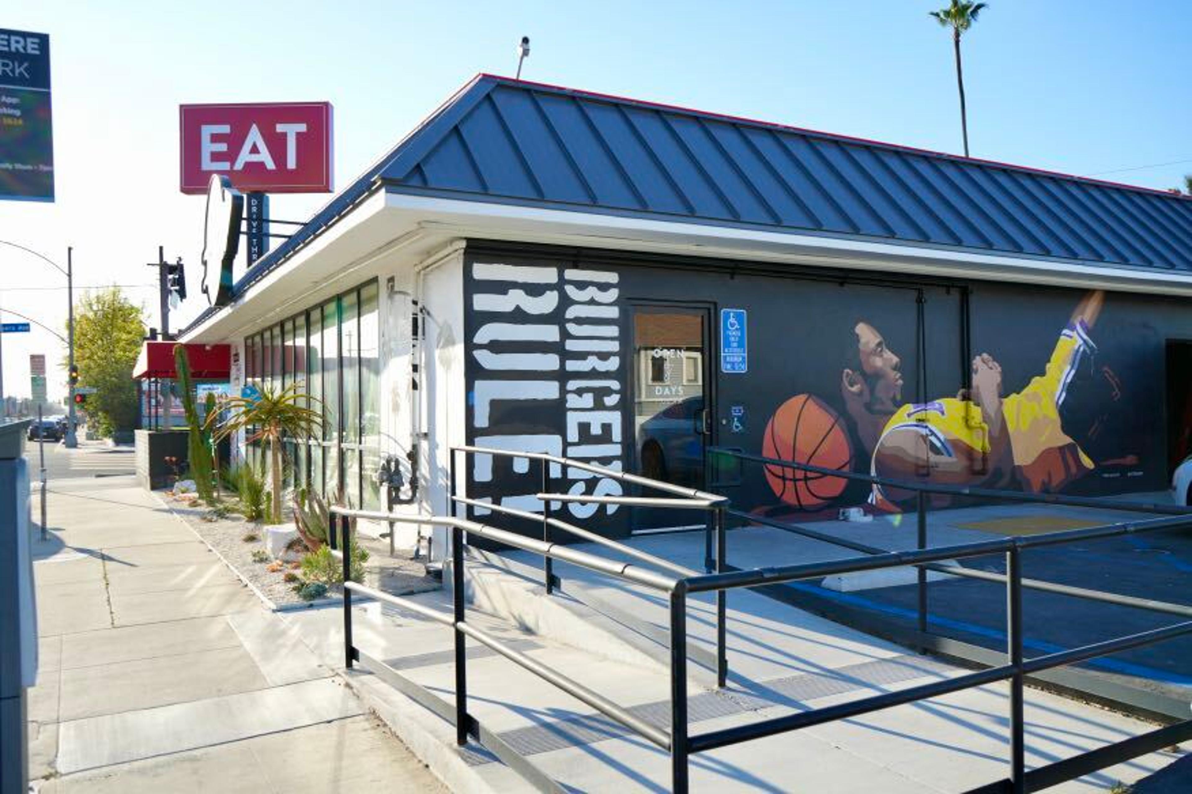 Eat Fantastic Long Beach Retro Row