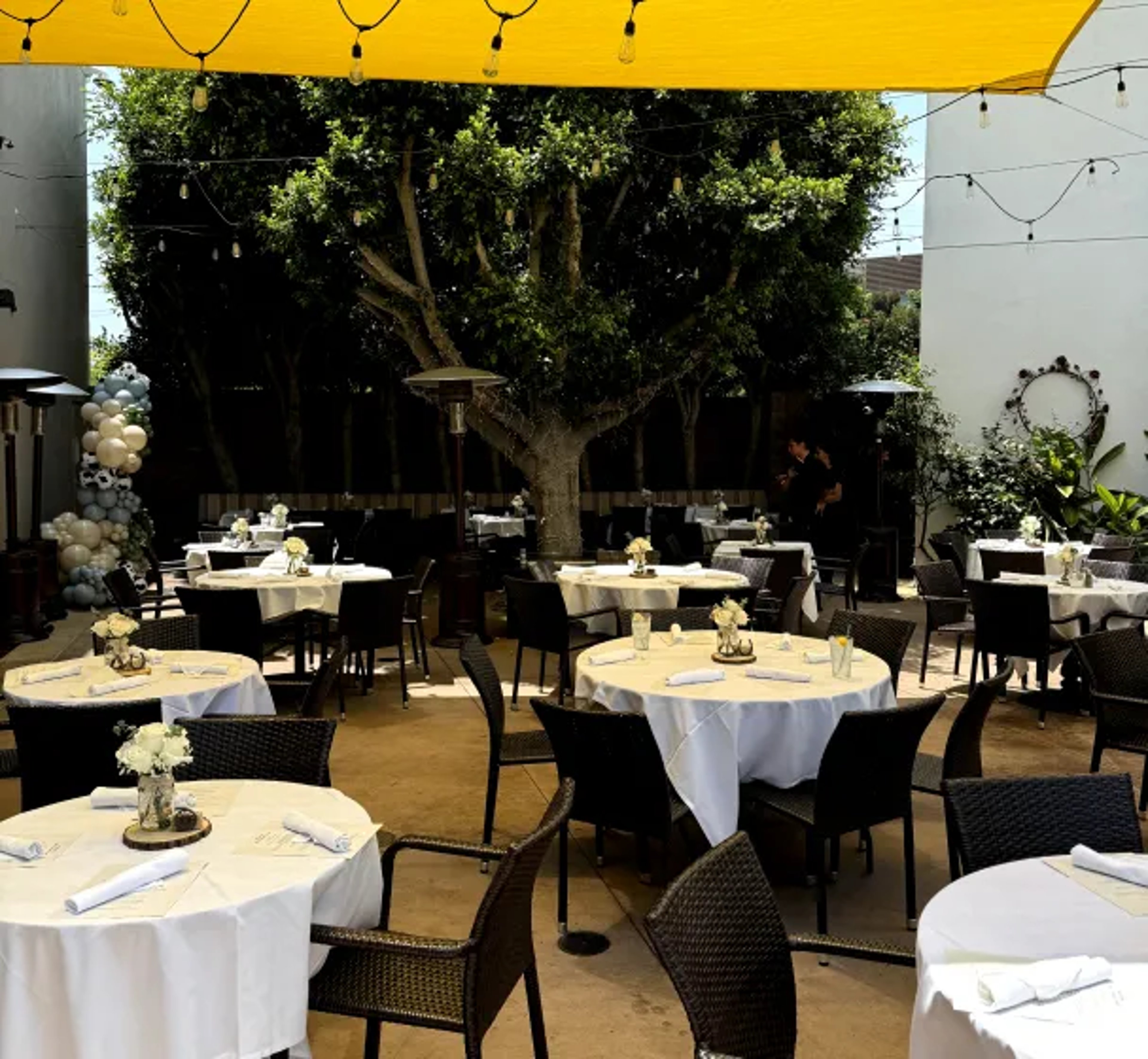 Outdoor patio at Marmalade Cafe El Segundo