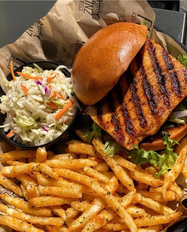 Mahi Mahi Sanwich