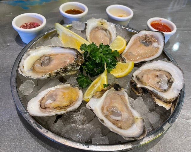 6 pcs Blue Point Oysters