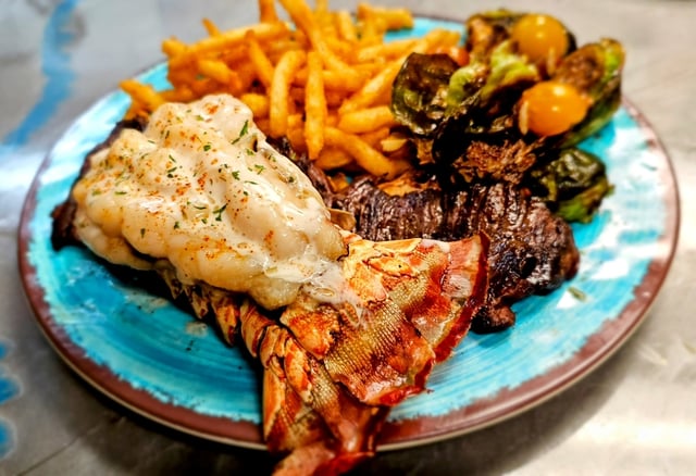 Brazilian Lobster Tail 8oz