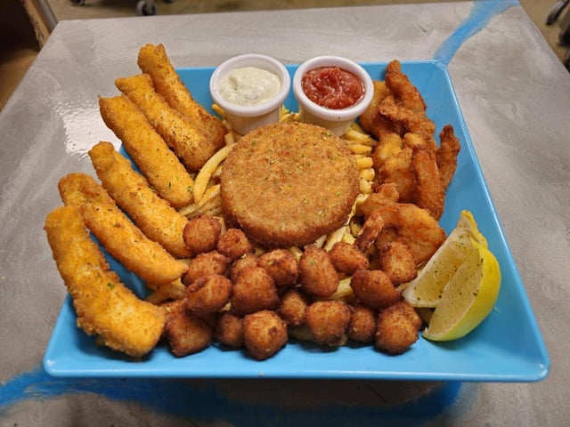 Fried Seafood Sampler